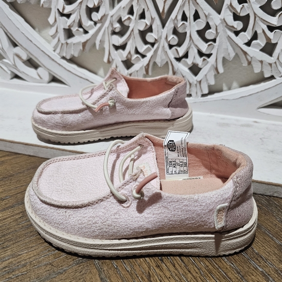 Hey Dude Other - Hey Dudes Pink Glitter Casual Slip-On Shoes Girls Toddler 9